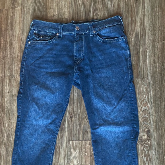 True Religion Jeans GENO Slim Jean Dark High Road Wash - Picture 3 of 8